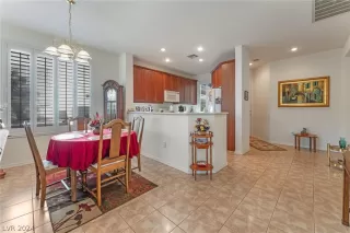 Photo #6: 2575124 Listing 