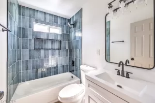 Photo #3: 2575156 Listing