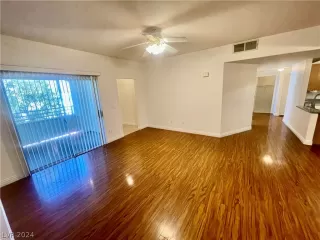 Photo #5: 2575187 Listing 