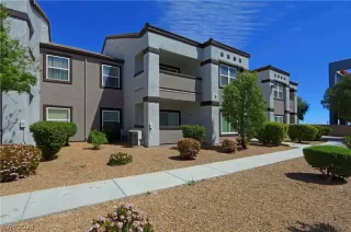 Photo #1: 2575195 Listing