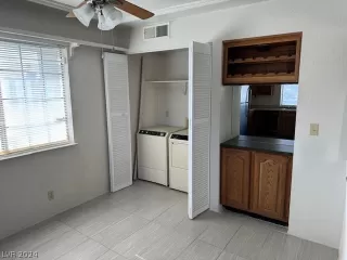 Photo #3: 2575211 Listing