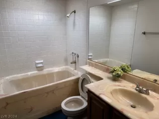 Photo #5: 2575211 Listing