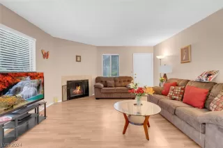 Photo #6: 2575219 Listing