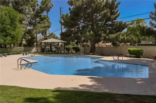 Photo #2: 2575260 Listing 