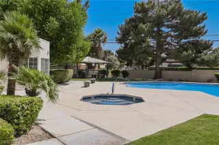 Photo #6: 2575260 Listing 