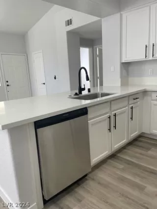 Photo #6: 2575275 Listing 