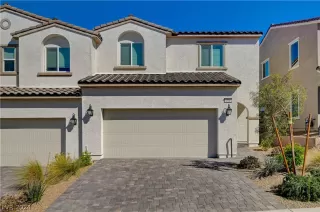 Photo #1: 2575321 Listing 