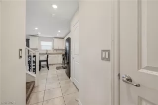 Photo #6: 2575321 Listing 