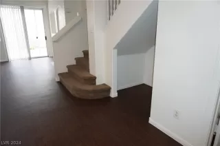 Photo #1: 2575346 Listing 