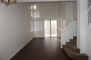 Photo #2: 2575346 Listing 