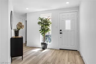 Photo #1: 2575356 Listing