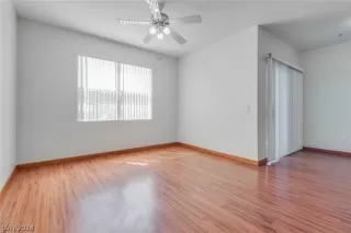 Photo #4: 2575375 Listing