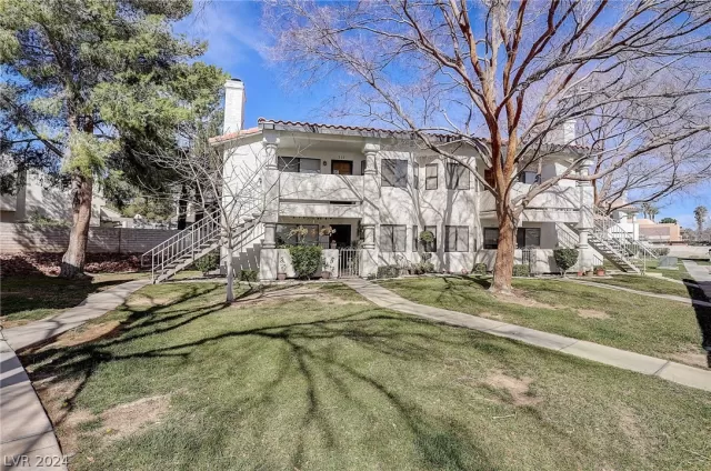 MLS: 2575396 Condo For Sale