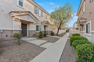 Photo #1: 2575407 Listing