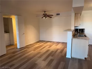 Photo #2: 2575409 Listing 