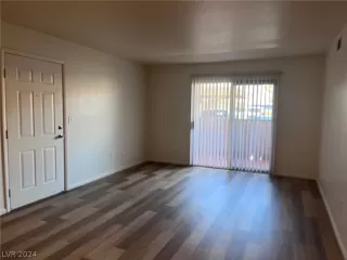 Photo #3: 2575409 Listing 