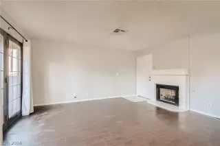 Photo #3: 2575445 Listing