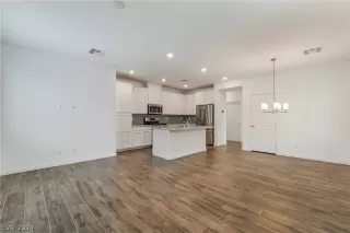 Photo #1: 2575470 Listing