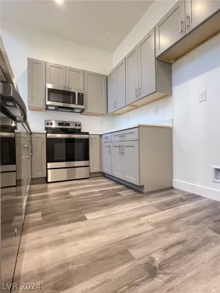 Photo #4: 2575482 Listing 