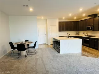 Photo #3: 2575485 Listing 