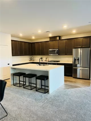 Photo #4: 2575485 Listing 