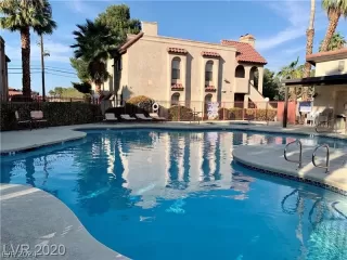 Photo #3: 2575509 Listing