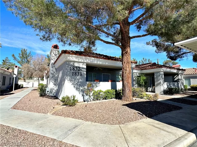 MLS: 2575522 Condo For Sale