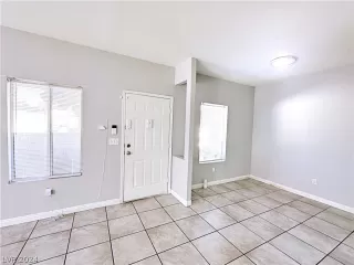 Photo #4: 2575522 Listing