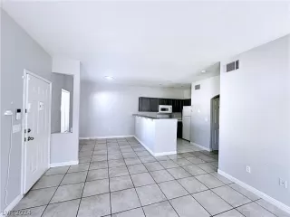 Photo #6: 2575522 Listing