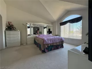 Photo #2: 2575553 Listing