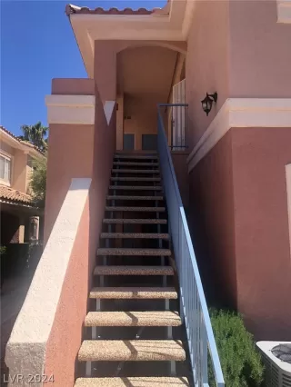 Photo #4: 2575573 Listing 