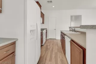 Photo #6: 2575574 Listing 