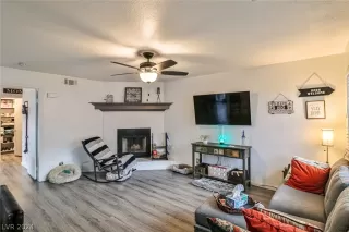 Photo #1: 2575588 Listing