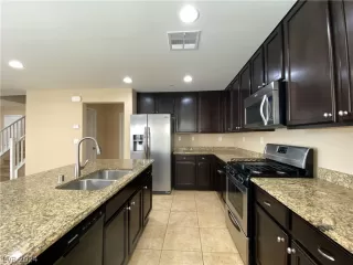 Photo #5: 2575592 Listing 