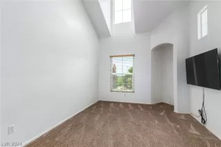 Photo #5: 2575611 Listing