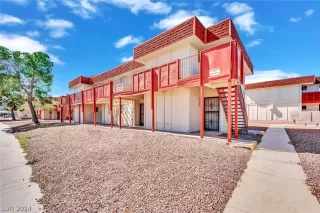 Photo #3: 2575683 Listing 