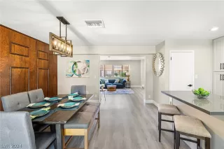 Photo #3: 2575723 Listing