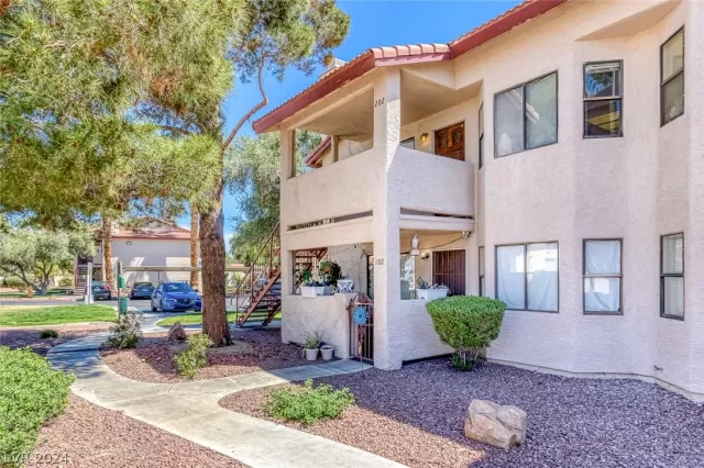 MLS: 2575742 Condo For Sale