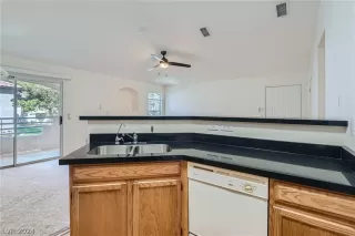 Photo #6: 2575775 Listing 