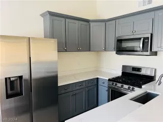 Photo #3: 2575809 Listing 