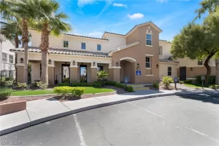 Photo #1: 2575879 Listing 