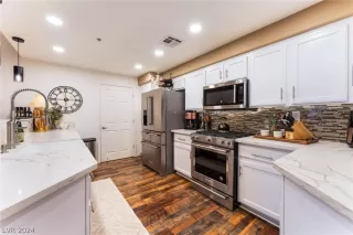 Photo #4: 2575879 Listing 