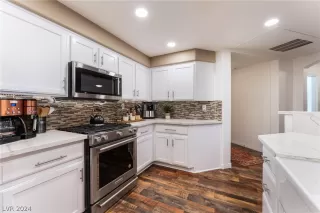 Photo #6: 2575879 Listing 