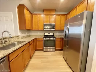 Photo #4: 2575898 Listing 