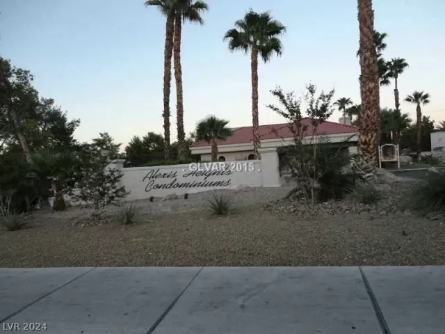 MLS: 2575911 Condo For Sale