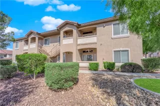 Photo #2: 2575921 Listing