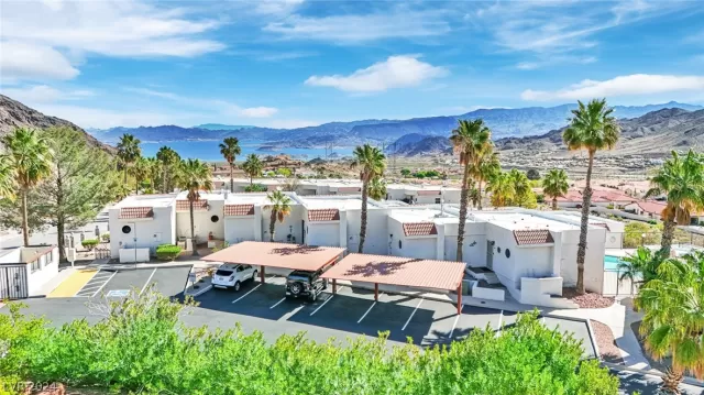 MLS: 2575925 Condo For Sale