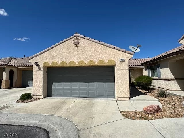 MLS: 2575932 Condo For Sale