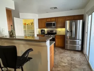 Photo #2: 2575932 Listing 