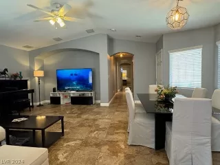 Photo #3: 2575932 Listing 